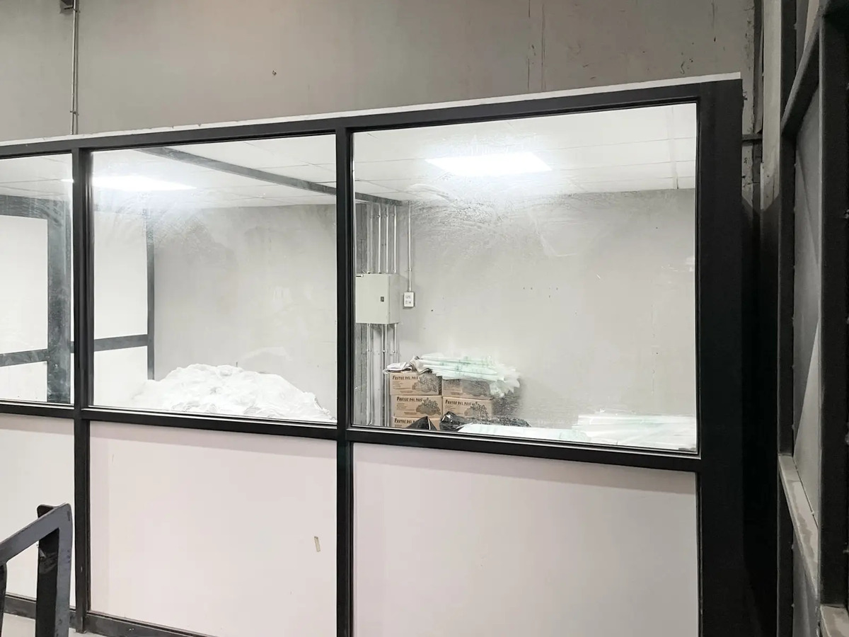 Arriendo Galp&oacute;n 1 Oficina y 2B 200 Mts - Lo Boza