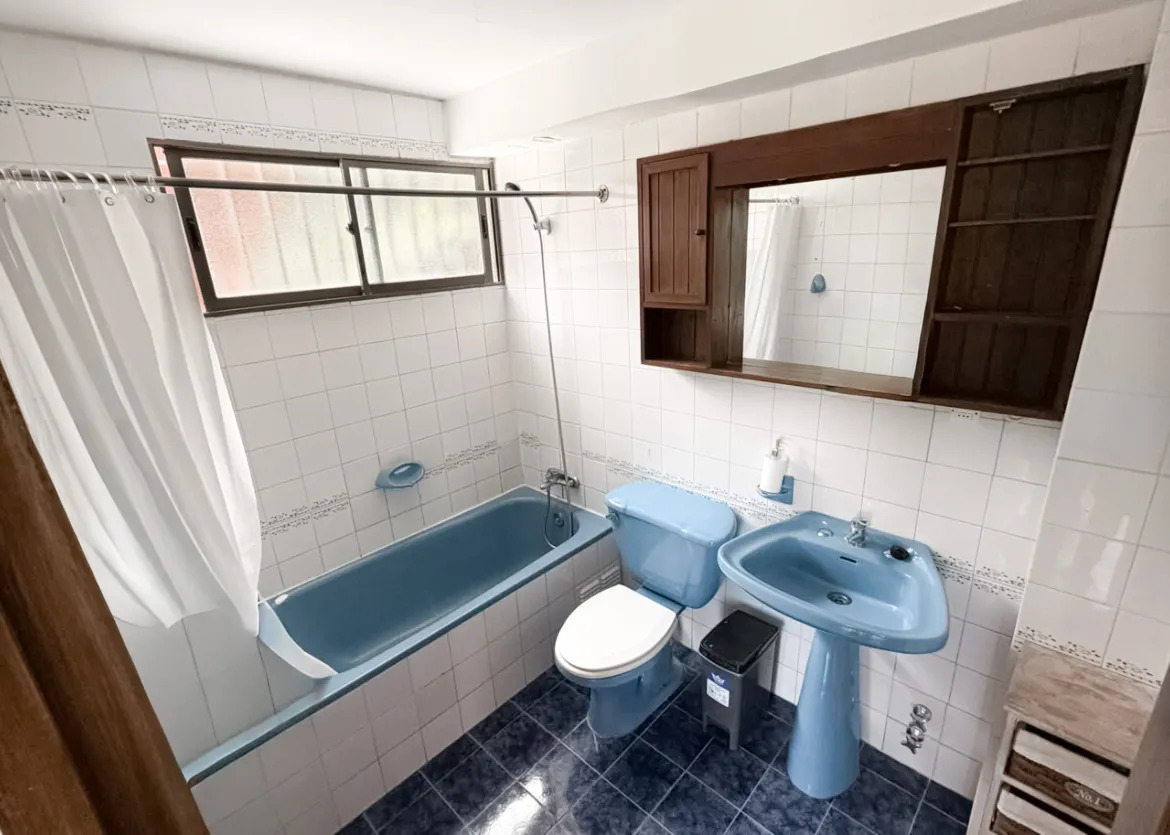 Venta Casa 3D y 2B + servicio Los Dominicos - Las Condes