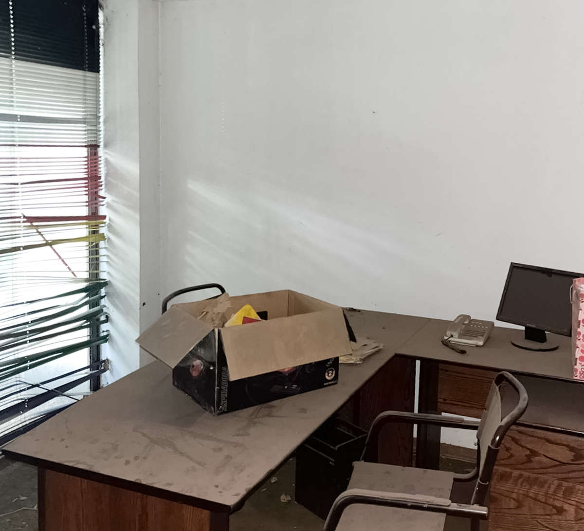 Venta OFICINA 3 pisos REMODELAR - Las Condes