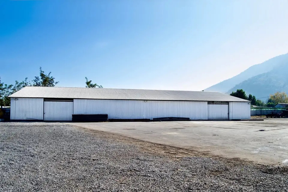 Arriendo Galp&oacute;n 250m2 Parque Industrial Buin - Santiago