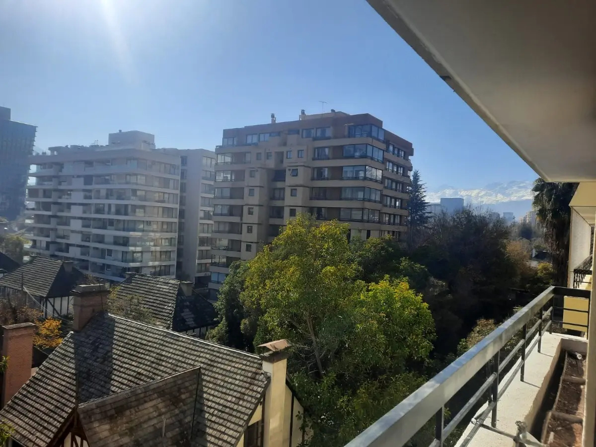   Venta Departamento NP 4D 3B 2E Metro Escuela Militar - Las Condes