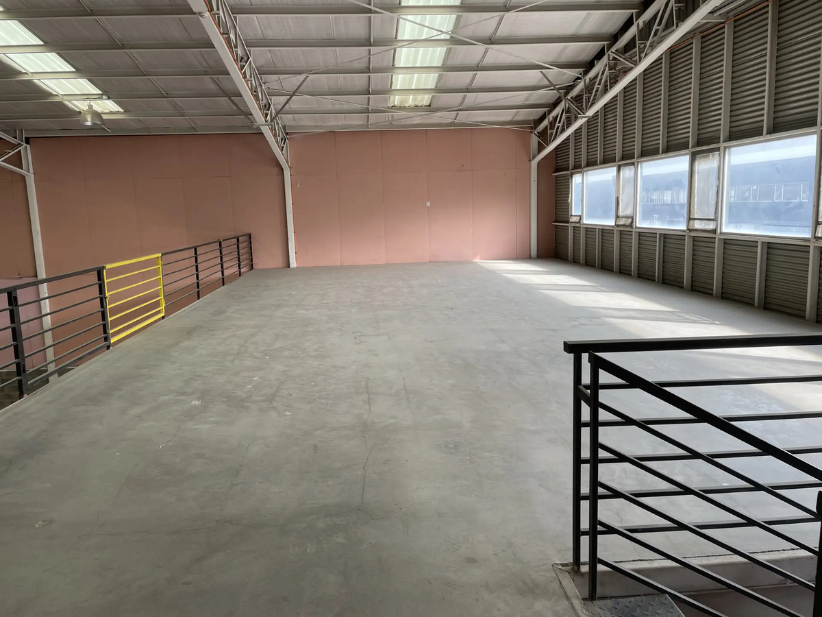 Arriendo Galp&oacute;n Industrial 830 metros - Sector San Ignacio
