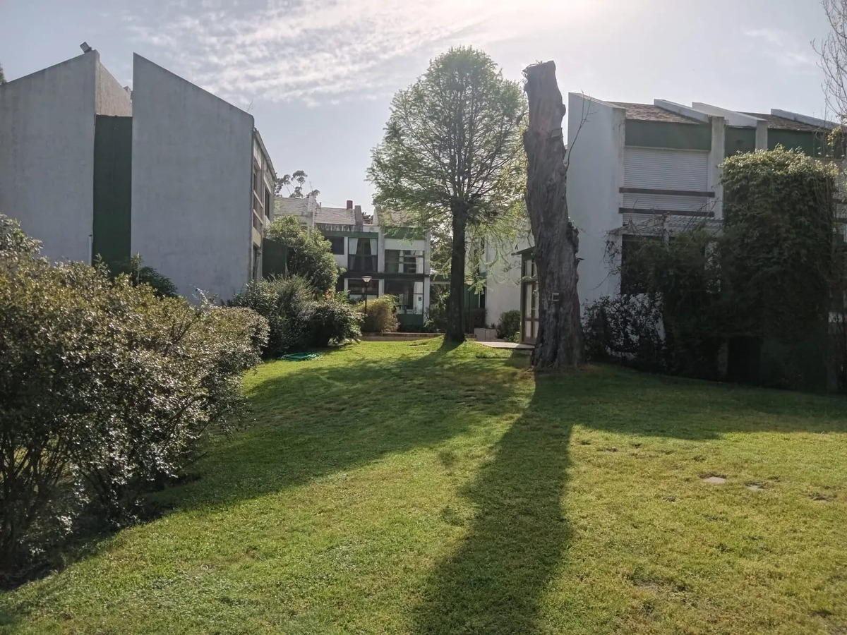 Venta Terreno 9.317m2 Punta Del Este, Uruguay