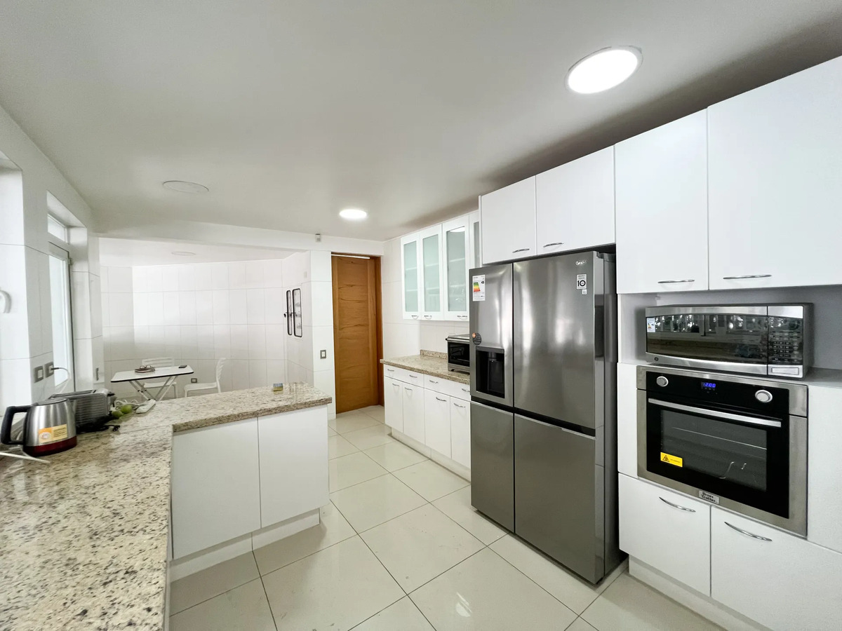 Arriendo gran Casa NP 5D  - Lo Barnechea