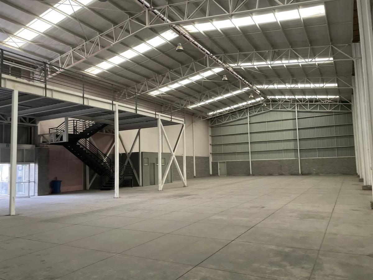 Arriendo Galp&oacute;n Industrial 980 metros - Sector San Ignacio