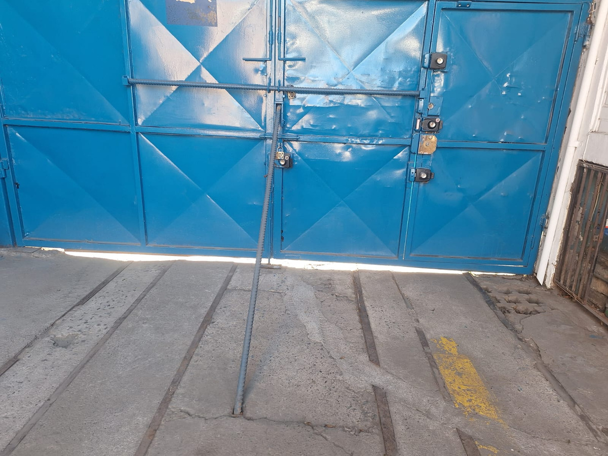 Galpón y Oficina 450 Mts - Santiago