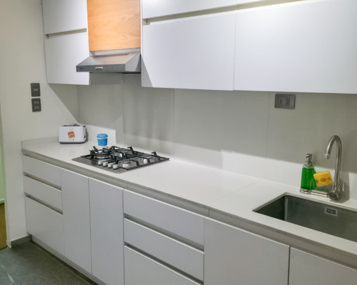 Venta Departamento antiguo de 85 m2 2D y 2B - Las Condes 