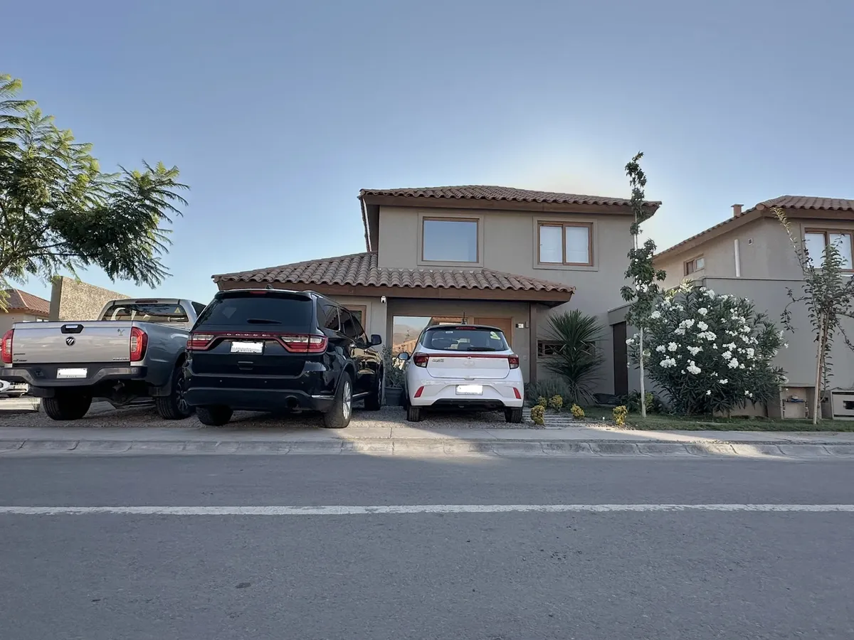 Venta Casa NO 3D WI cl&oacute;set Suite 3B 3E 1Bd Chicureo - Colina