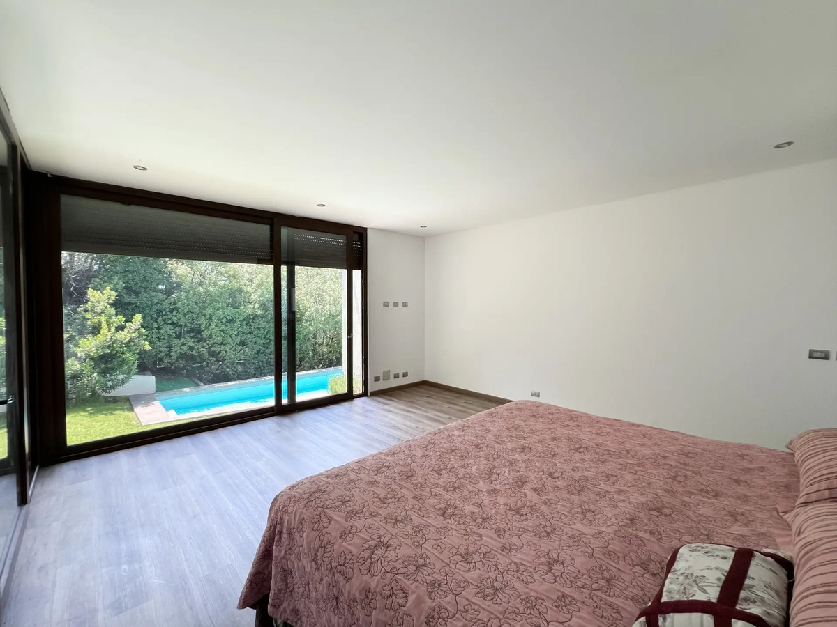 Venta Casa Arquitecto 4D 5B 3E Los Trapenses - Lo Barnechea