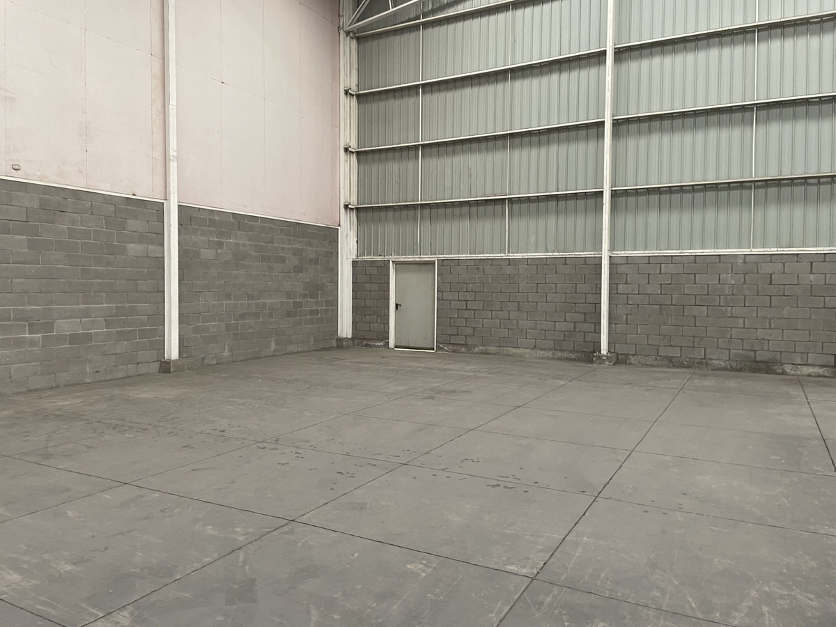 Arriendo Galpón Industrial 980 metros - Sector San Ignacio