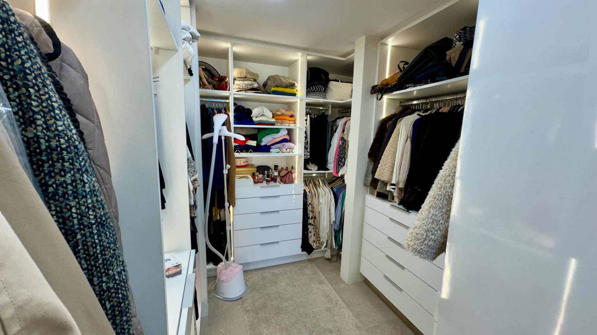 Venta Casa 5D 5B 3E 1Bd Los Trapenses - Lo Barnechea