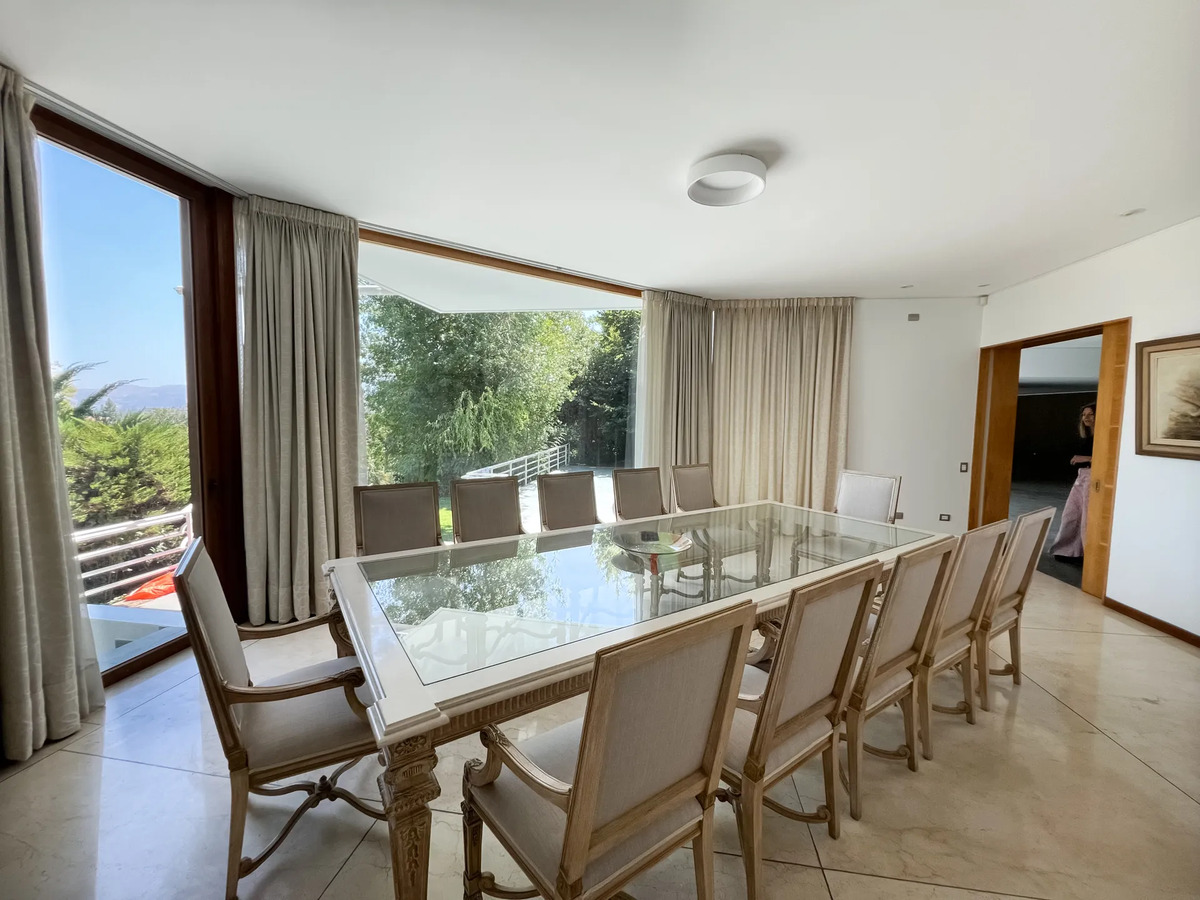 Arriendo gran Casa NP 5D  - Lo Barnechea
