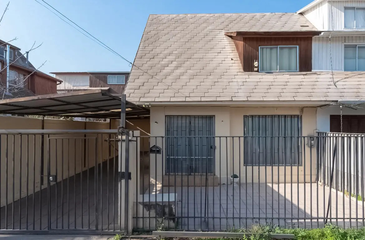 Casa en venta REMODELAR en Los Dominicos, Las Condes