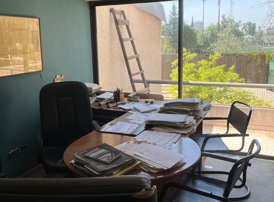 Venta OFICINA 3 pisos REMODELAR - Las Condes