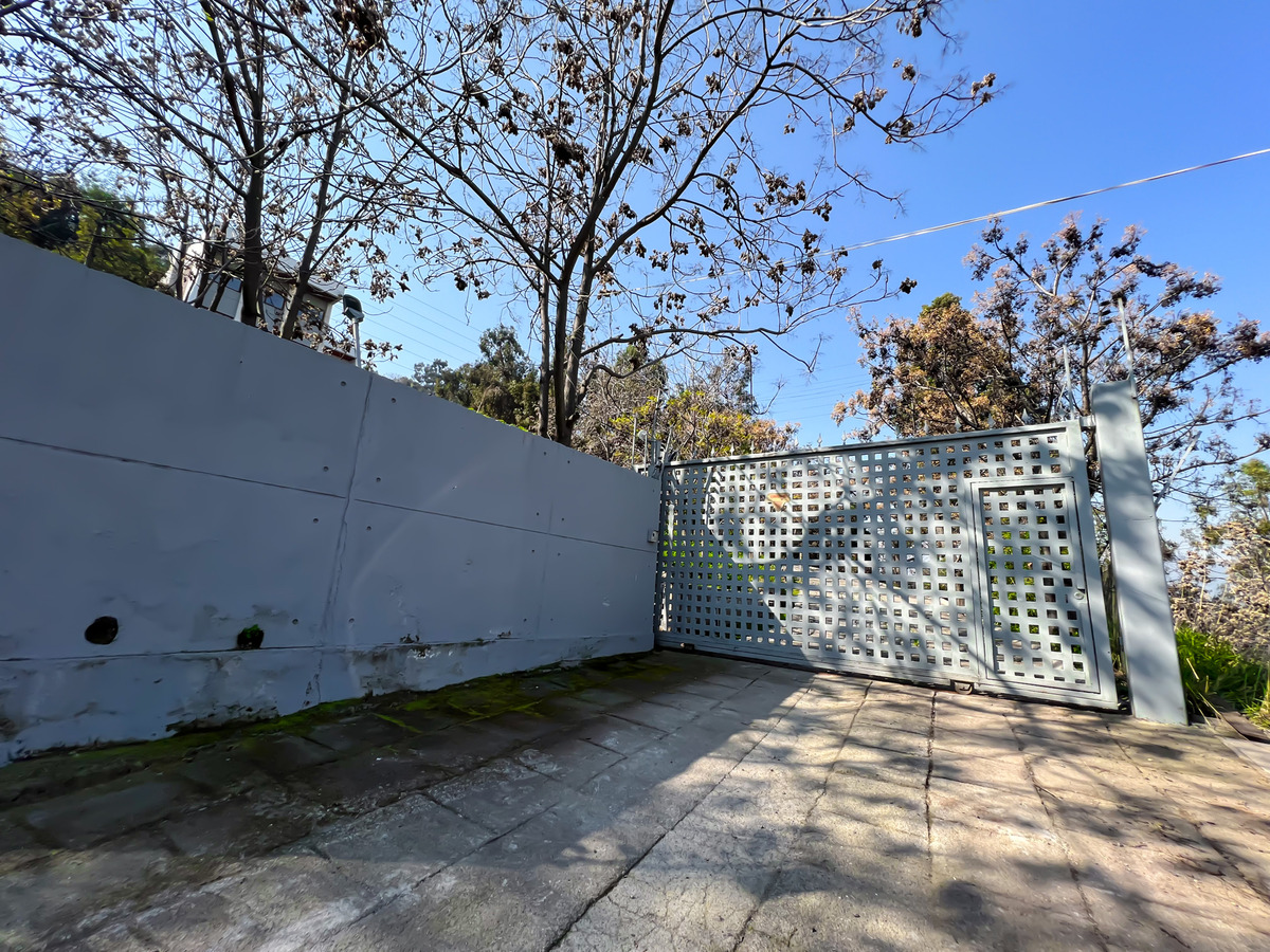 Venta Casa S 5D 4B 1B Lo Curro - Vitacura