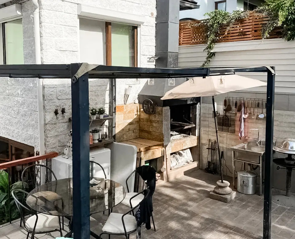 Venta Casa con piscina 4D y 3B - Las Condes