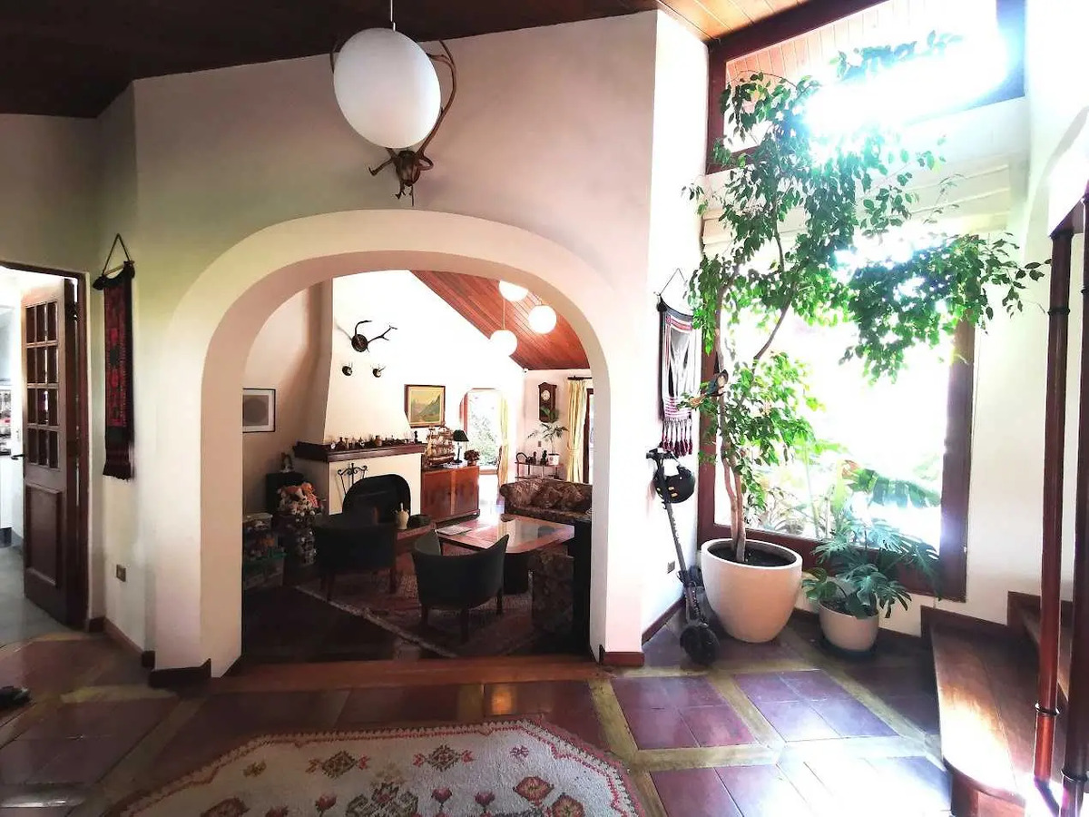 Casa Venta NP 5D 5B 2E 1Bd Los Dominicos - Las Condes