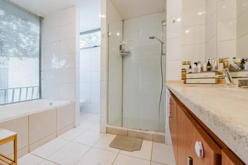 Venta Casa 6D Sur 5B 3E 1B Los Bravos - Lo Barnechea