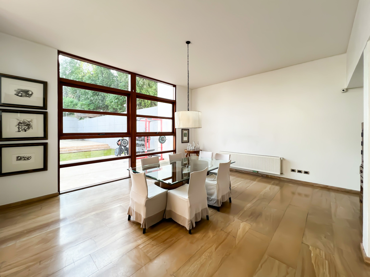 Venta Casa S 5D 4B 1B Lo Curro - Vitacura