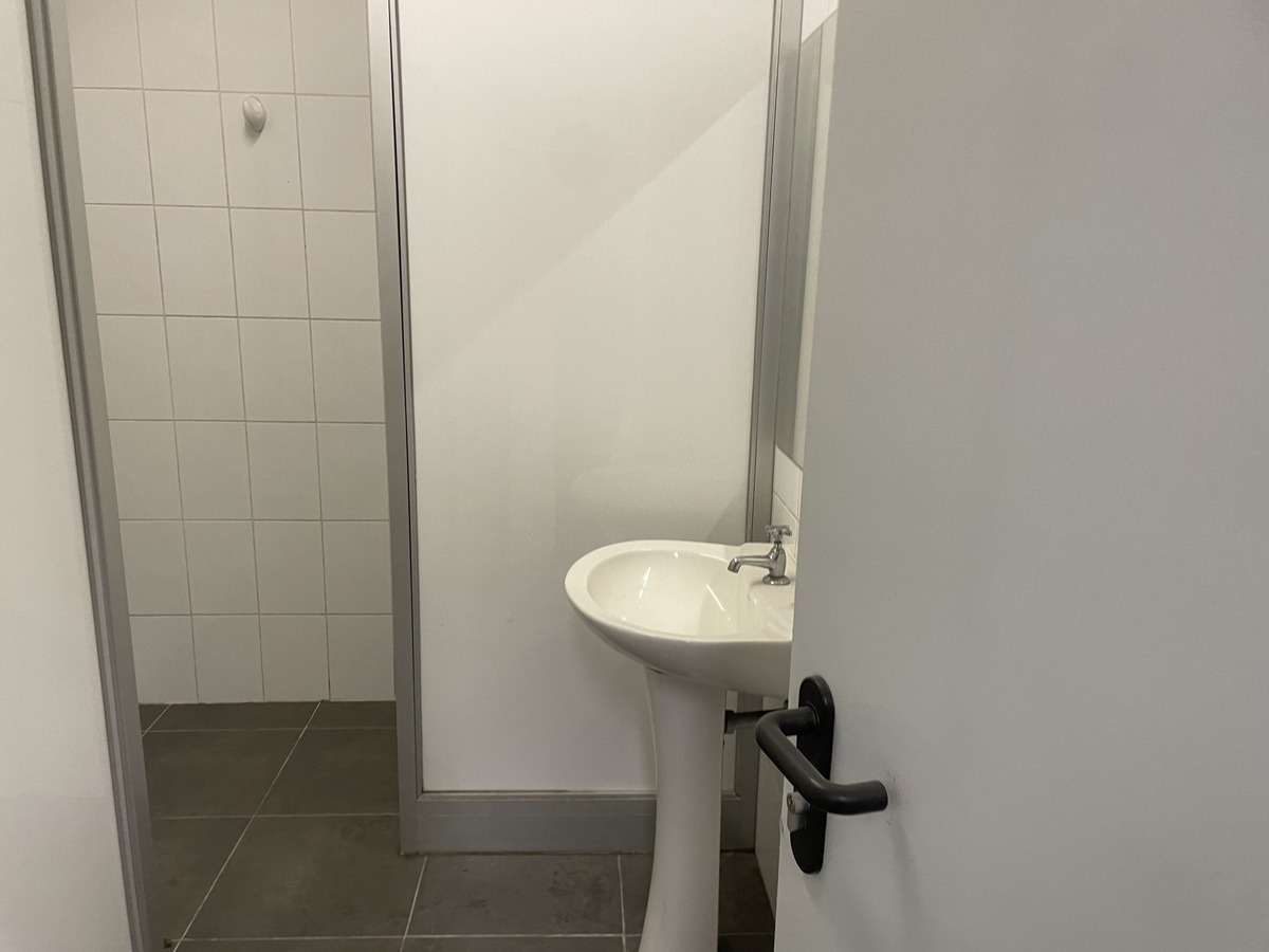 Arriendo Galpón Industrial 980 metros - Sector San Ignacio