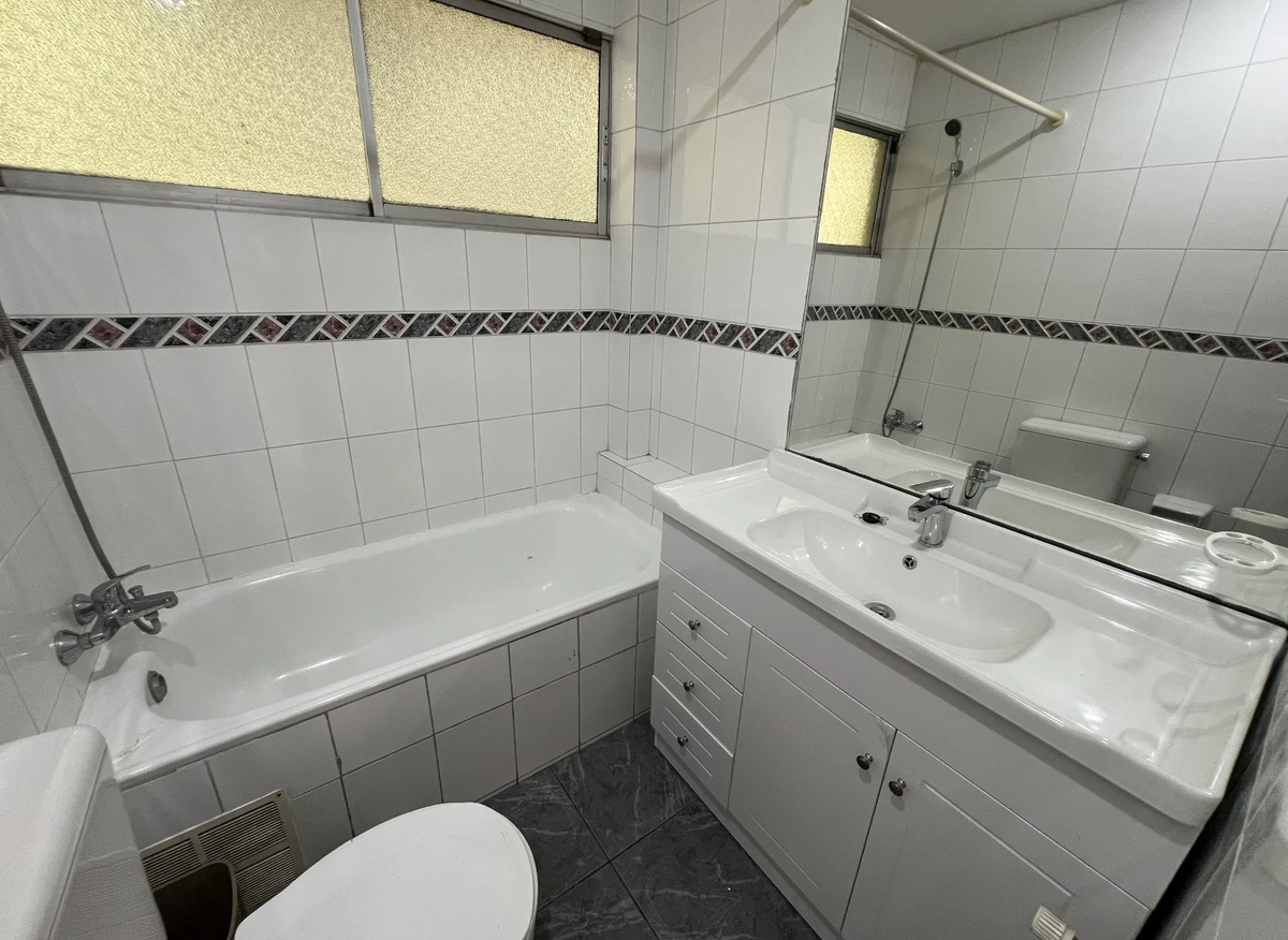 Arriendo Casa 5D 3B + serv. Santa Maria, Vitacura