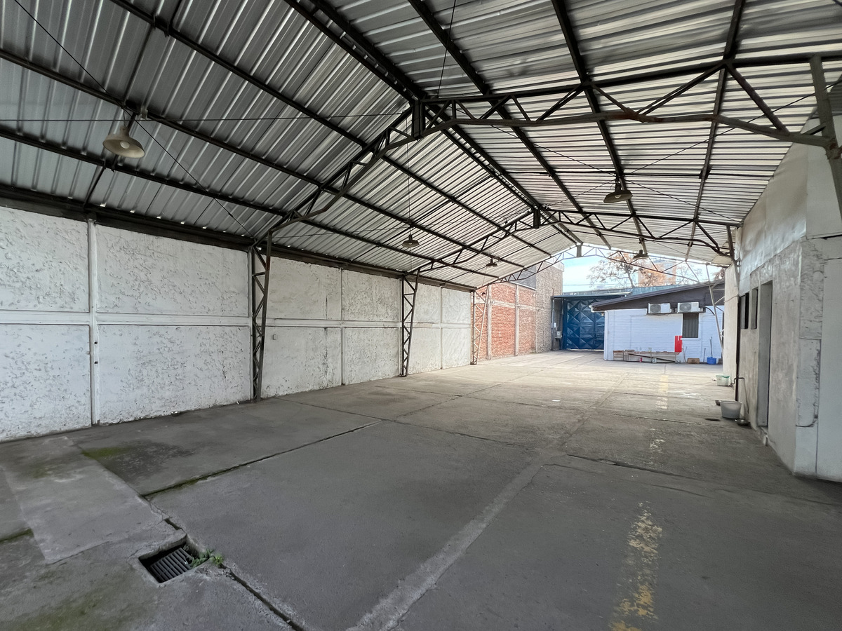 Arriendo Galpón 450 Mts en Quinta Normal - Balmaceda  