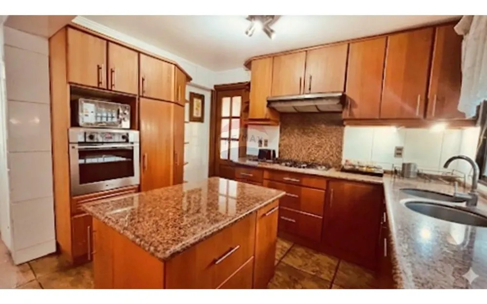 Venta Casa 6D y 3B Las Condes