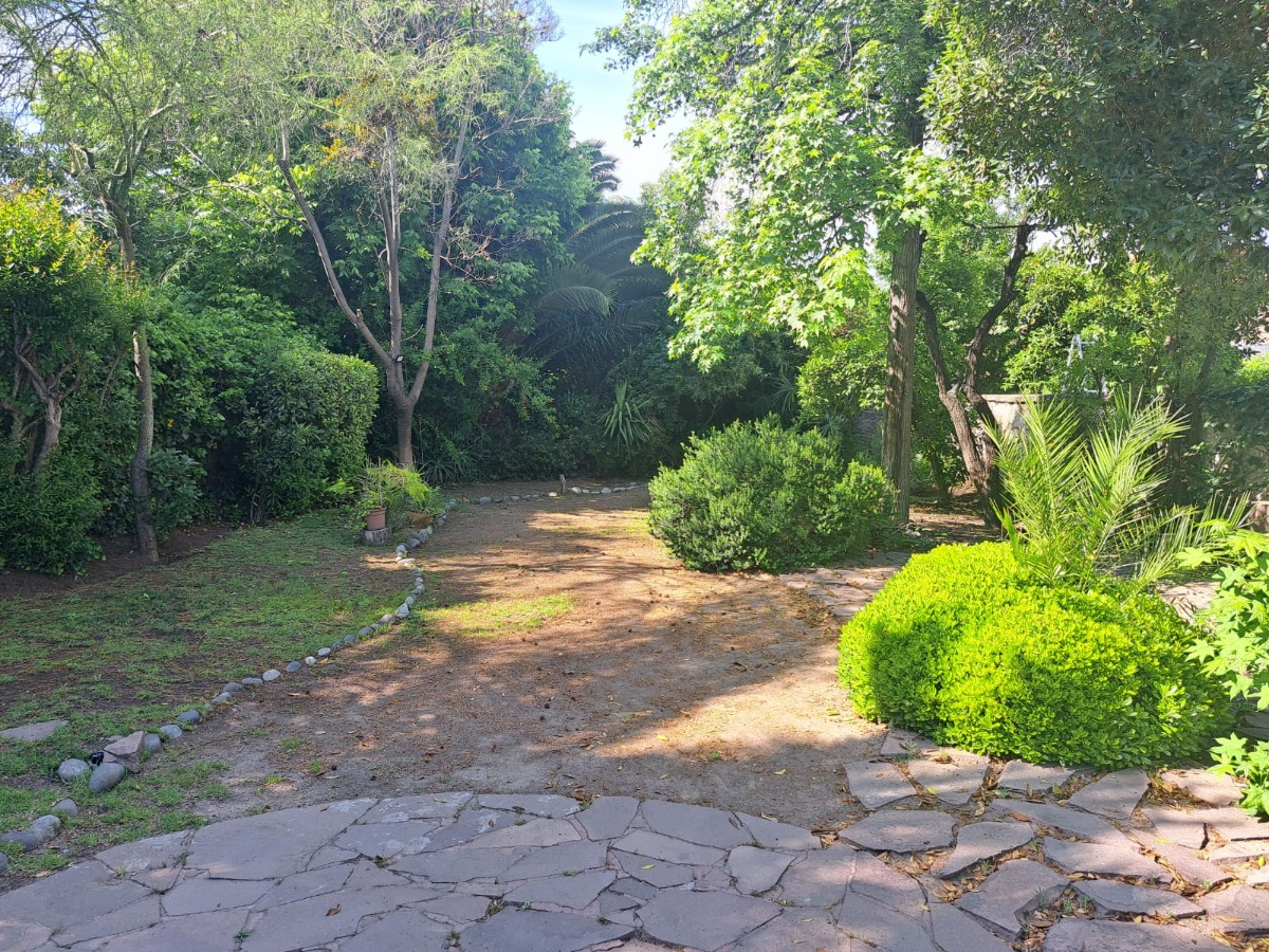 Casa antigua NO 5D 3B 6E 1Bd Metro Manquehue - Las Condes