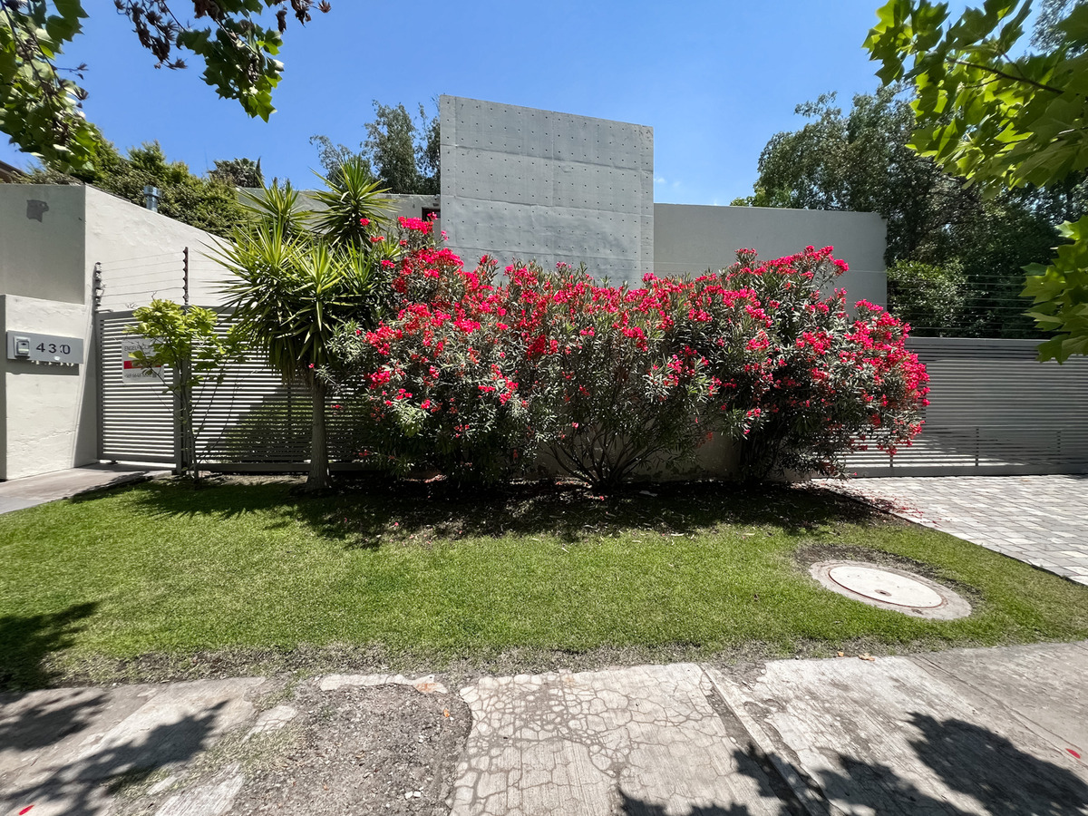 Venta Casa Arquitecto 4D 5B 3E Los Trapenses - Lo Barnechea