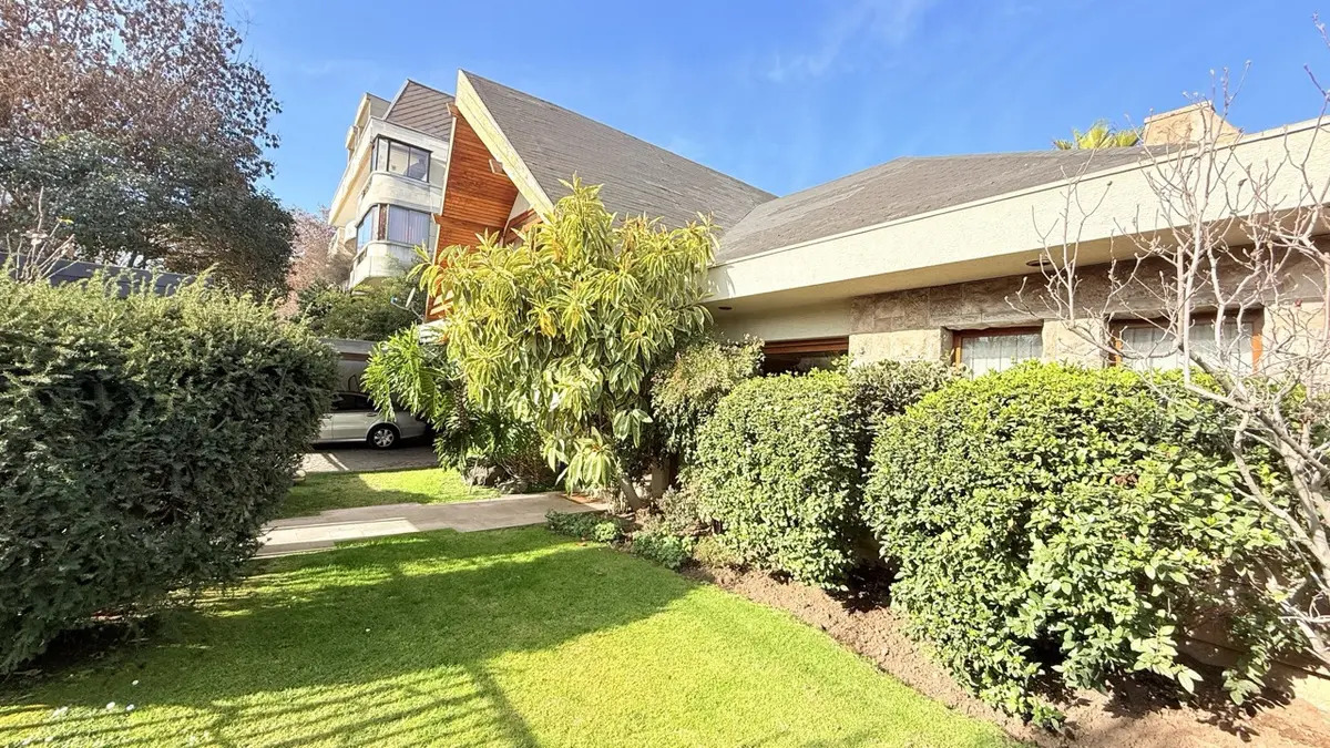 Exclusiva Casa en Venta 6D y 4B Escriv&aacute; de Balaguer, Vitacura