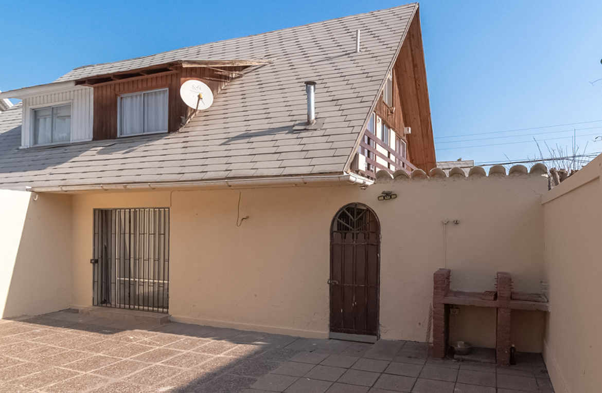 Casa en venta para REMODELAR en Los Dominicos, Las Condes