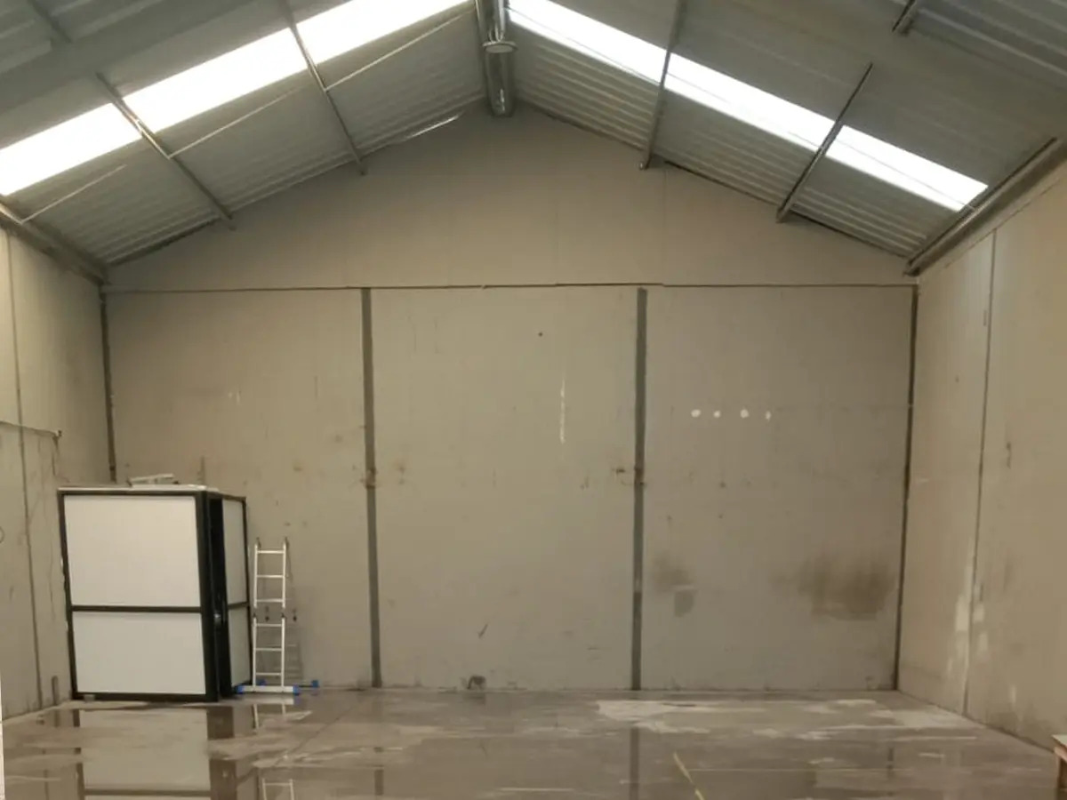 Arriendo Galp&oacute;n Industrial 200m2 con trif&aacute;sica - Pudahuel, Santiago