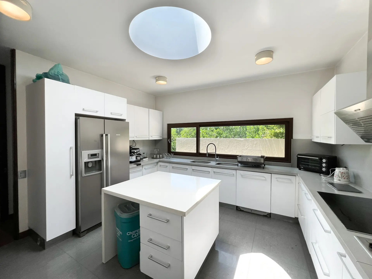 Venta Casa Arquitecto 4D 5B 3E Los Trapenses - Lo Barnechea