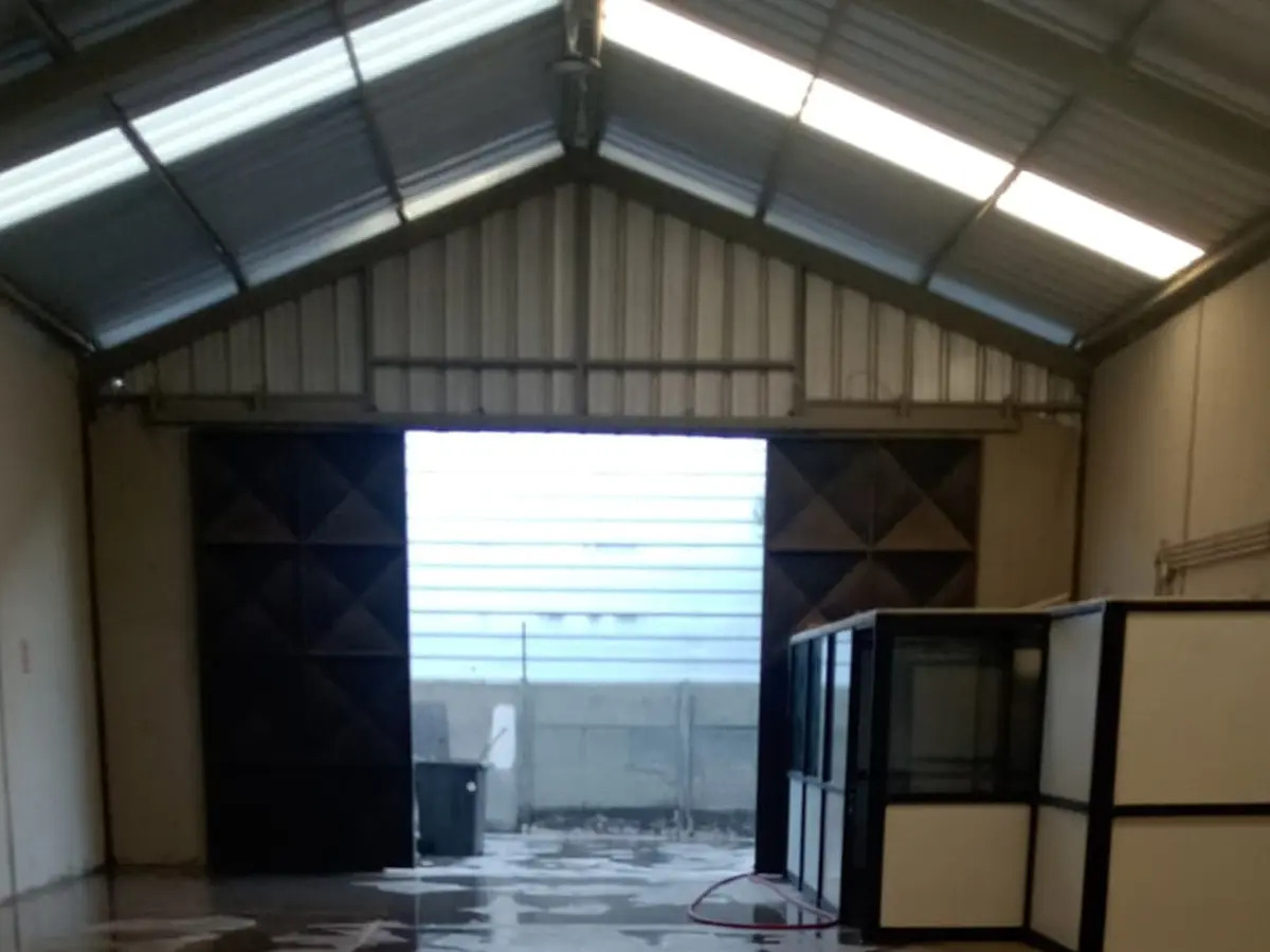 Arriendo Galp&oacute;n Industrial 200m2 con trif&aacute;sica - Pudahuel, Santiago