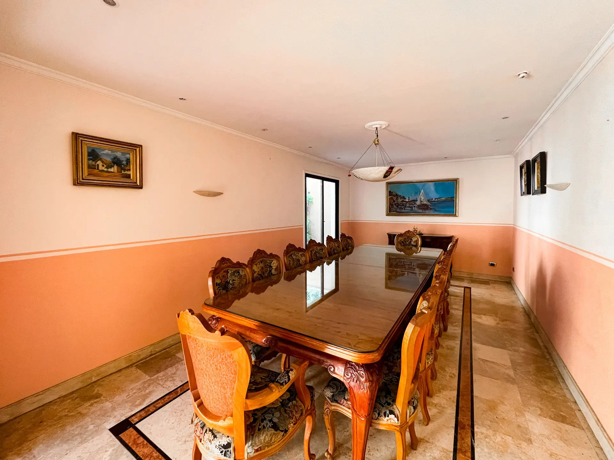 Arriendo Casa 7D 7B 6E 2B Los Dominicos - Las Condes