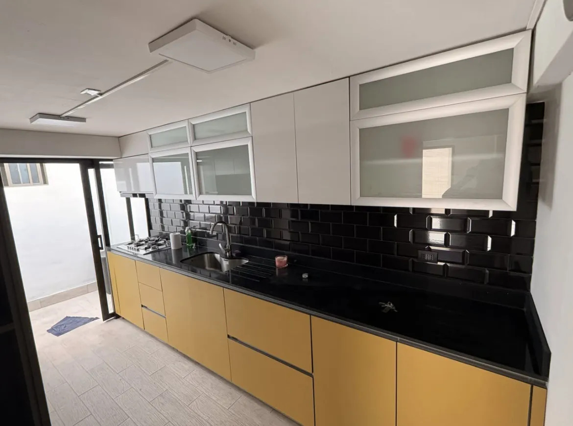 Venta Casa 3D y 2B + servicio Los Dominicos - Las Condes