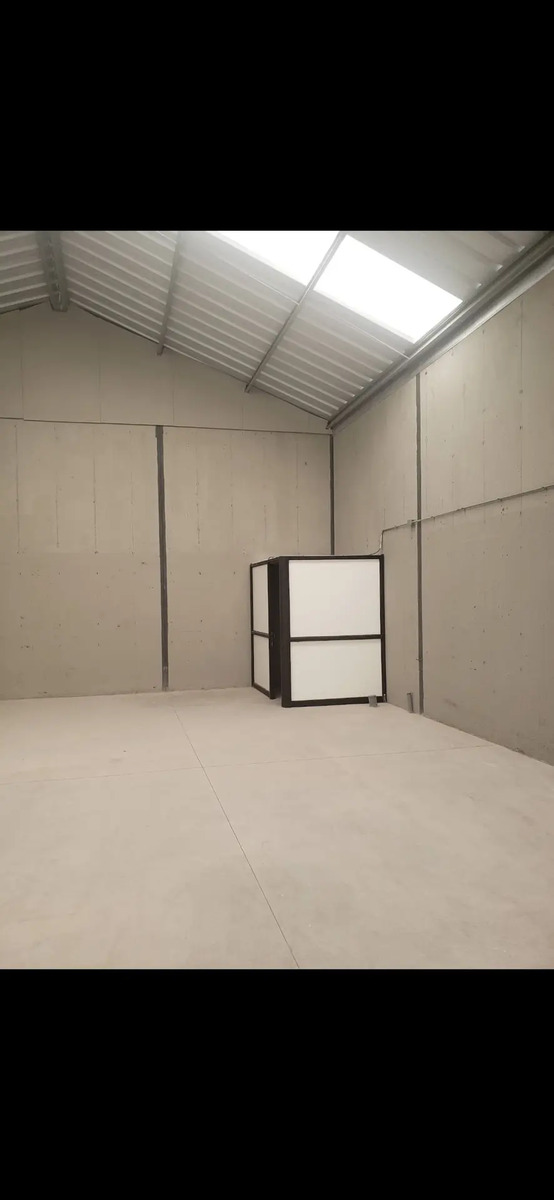 Arriendo Galp&oacute;n Industrial 200m2 con trif&aacute;sica - Pudahuel, Santiago