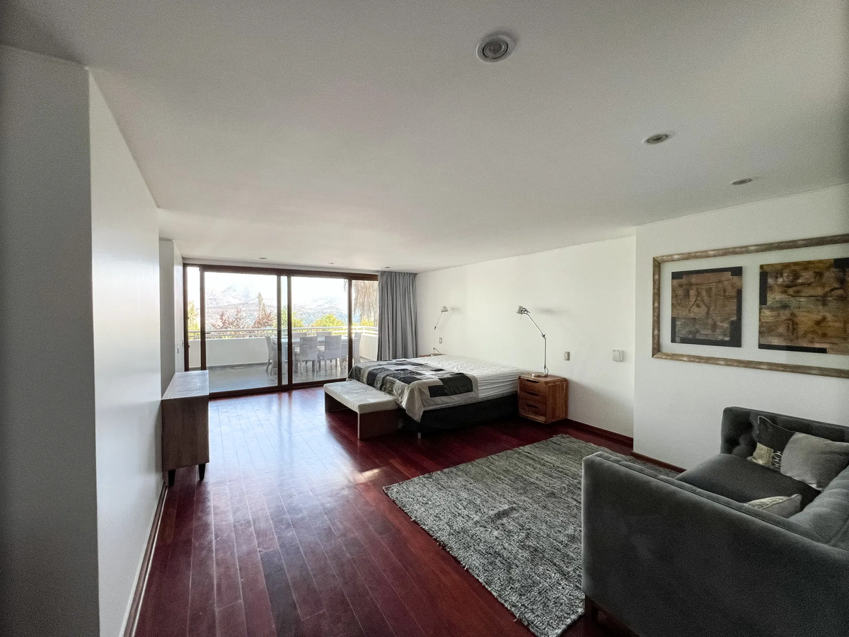 Arriendo gran Casa NP 5D  - Lo Barnechea