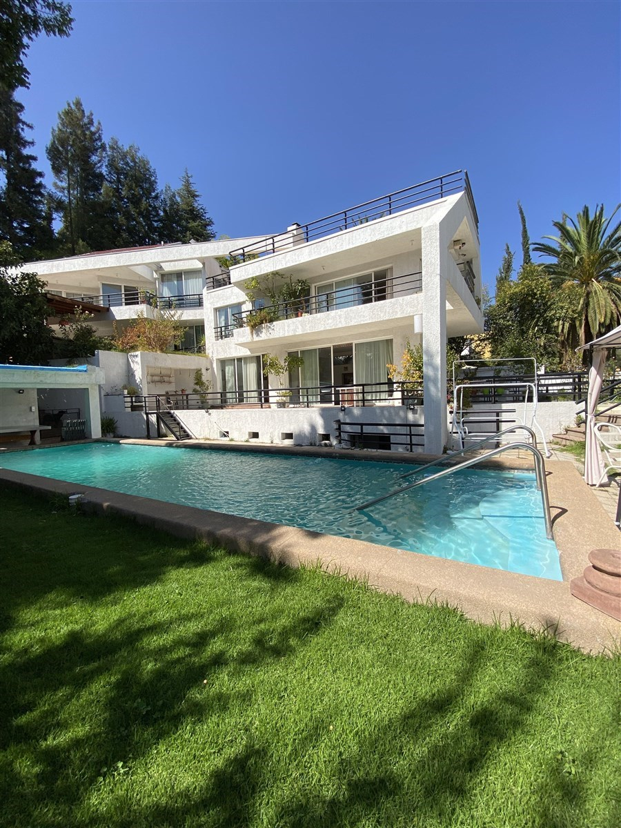   NP 8D Walk-in clóset en suite 12B 6E 1Bd 700m2 Quinchamalí - Las Condes