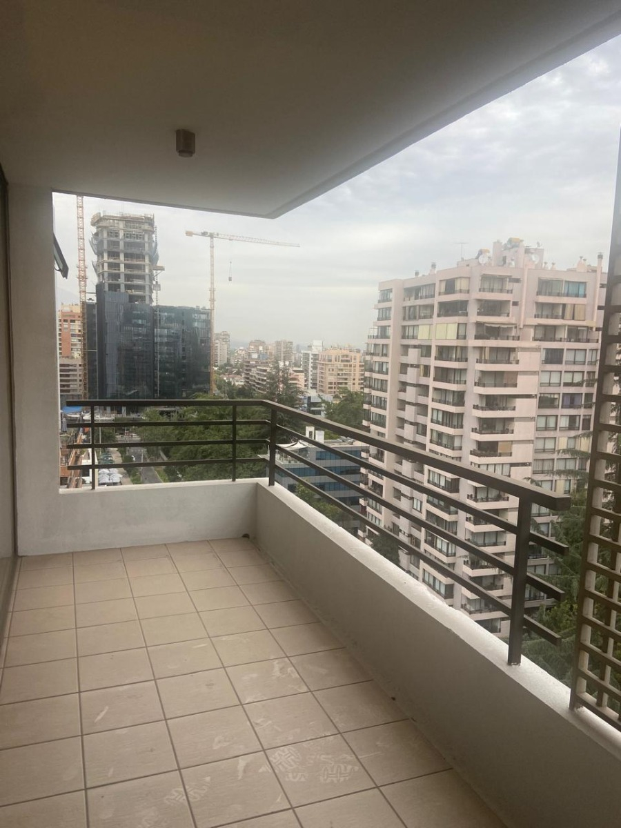 Venta Departamento 5D en suite Walk-in cl&oacute;set 4B 3E 2B Nueva Las Condes - Las Condes