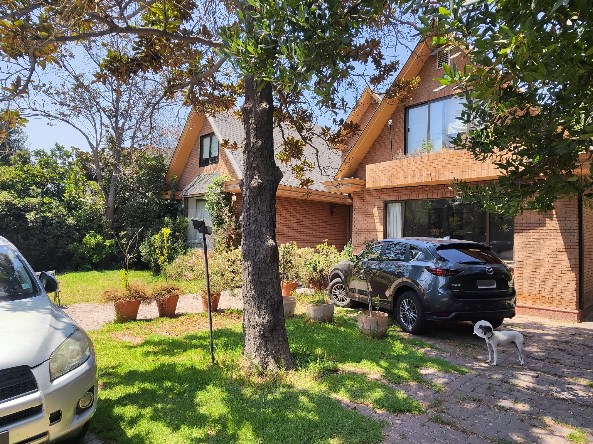 Venta Casa 5D Borde R&iacute;o - Casa Piedra - Vitacura