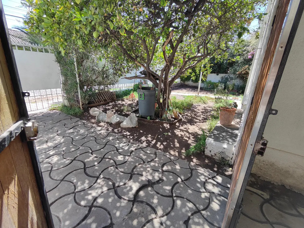 Venta Casa N 5D 2B 3E 1B Vaticano - Las Condes