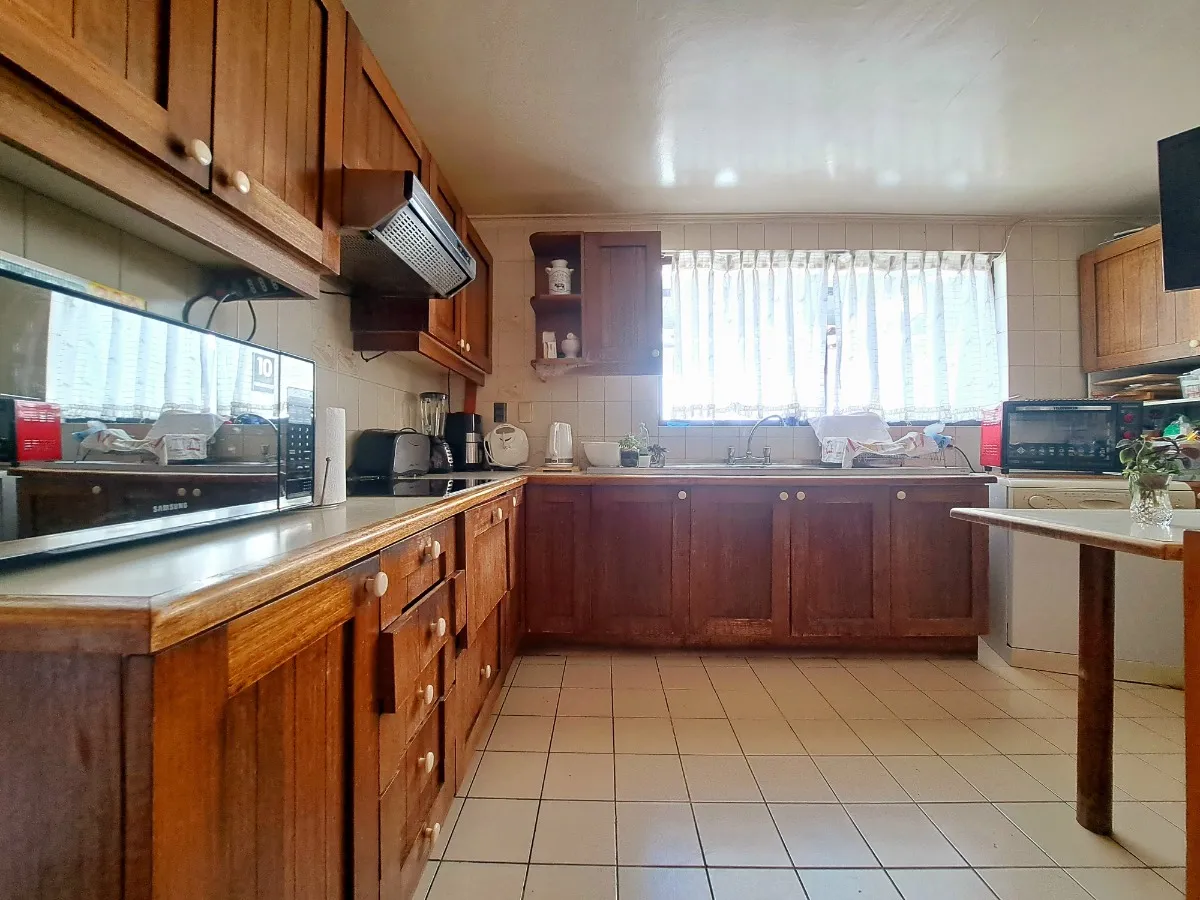 Venta Casa NO 3D WI cl&oacute;set Suite 3B 5E 1Bd Quinchamal&iacute; - Las Condes