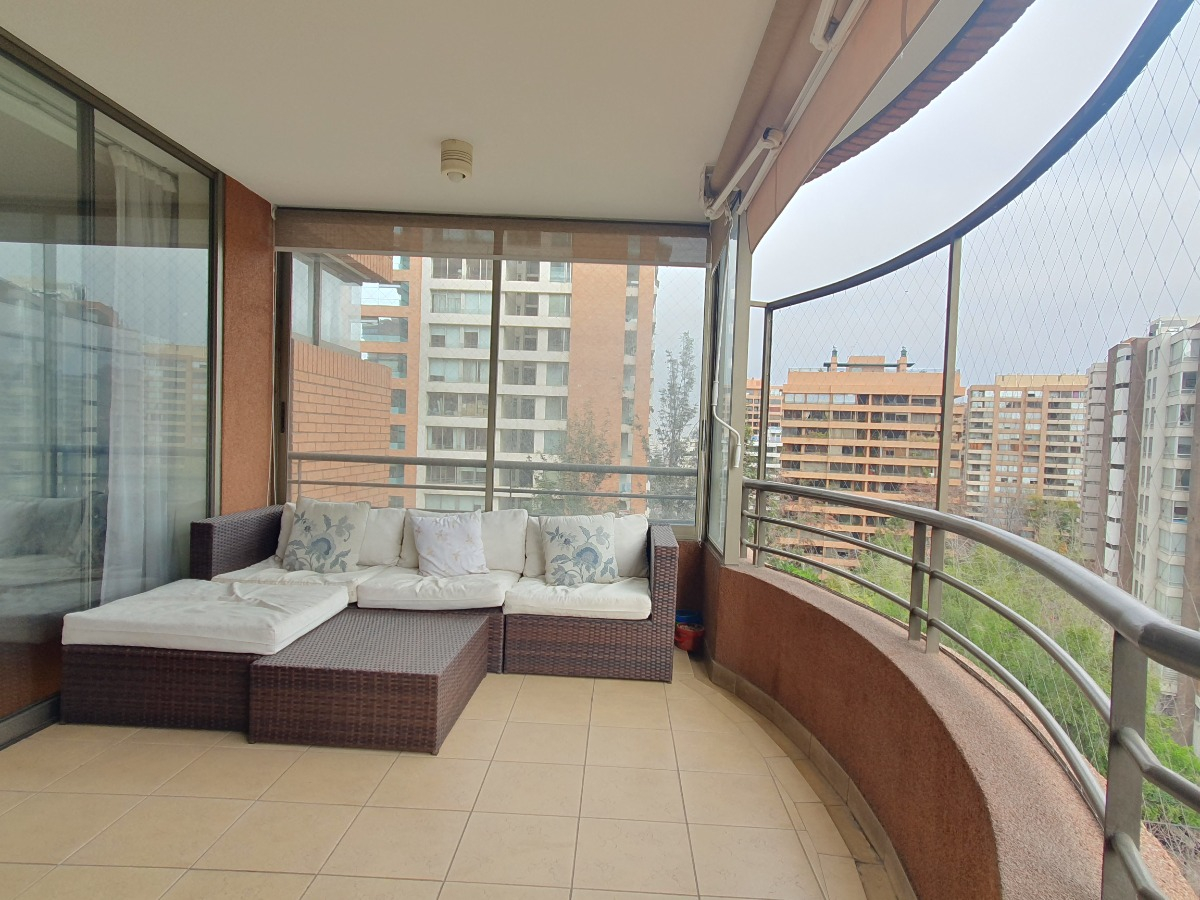 Venta Departamento 4D Metro Manquehue - Apumanque - Las Condes