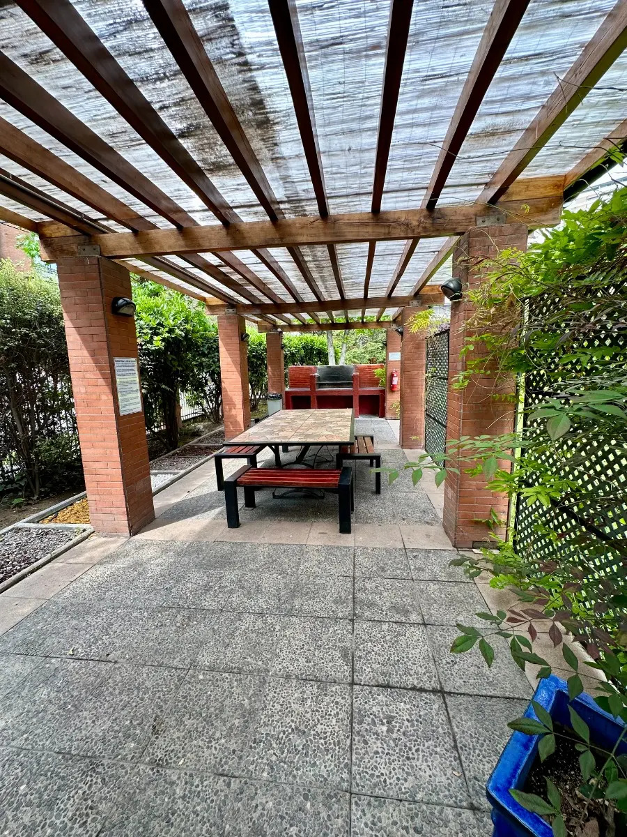 Arriendo Departamento NO 2D en suite Walk-in cl&oacute;set 2B 1E 1B Metro Manquehue - Apumanque - Las Condes