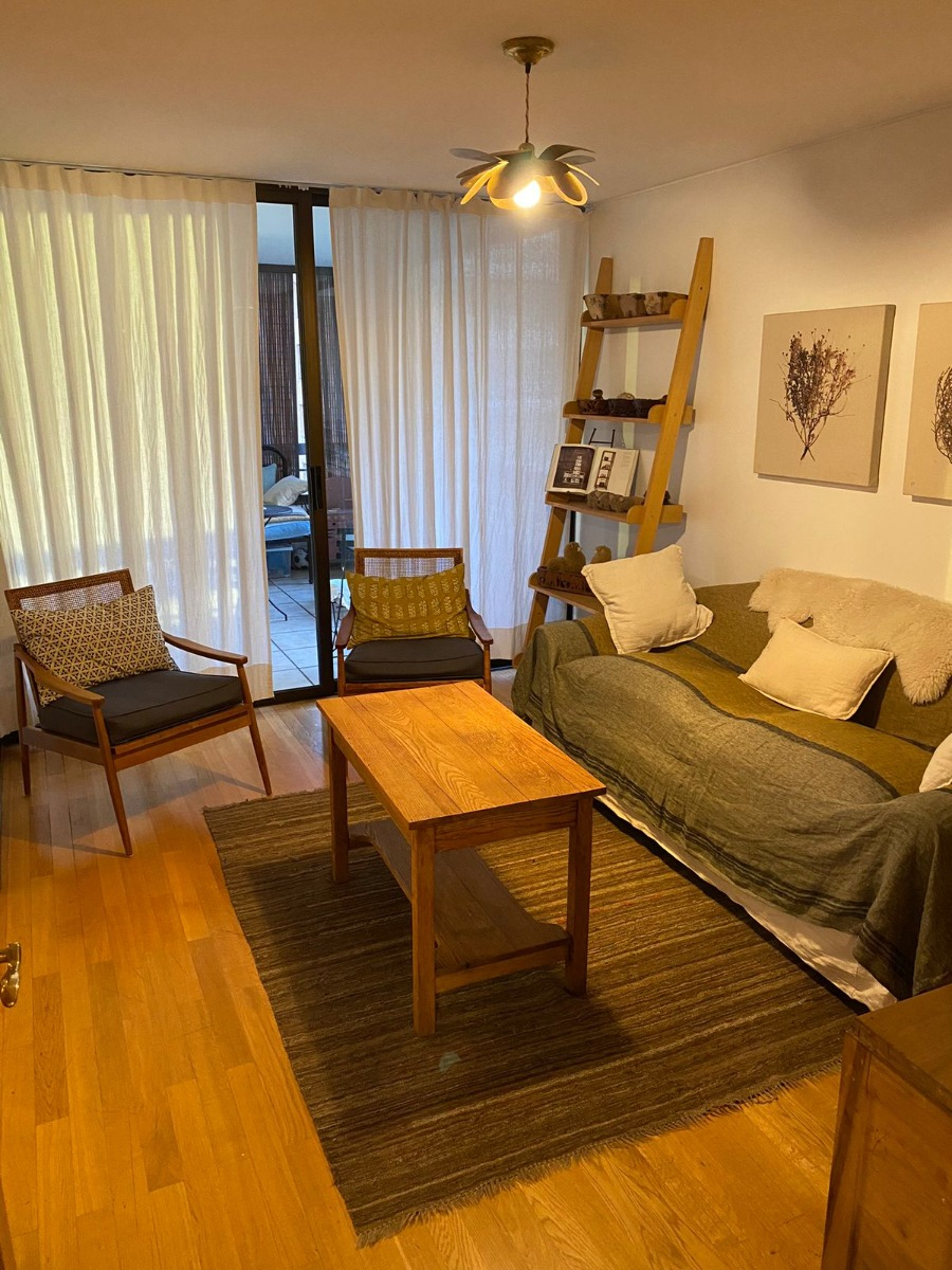 Venta Departamento 4D en suite 4B 2E 1B Metro Escuela Militar - Las Condes