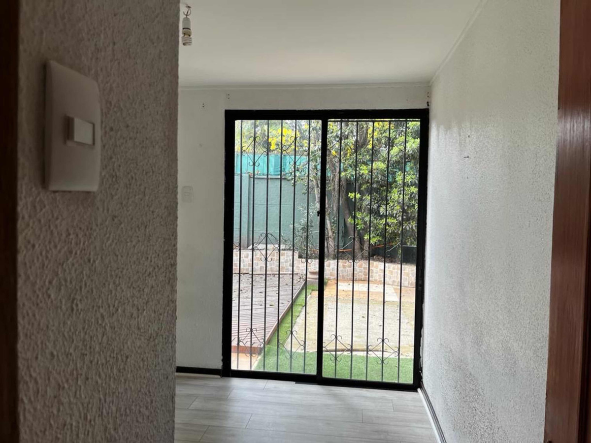 Venta Casa 5D 4B 3E Los Dominicos - Las Condes
