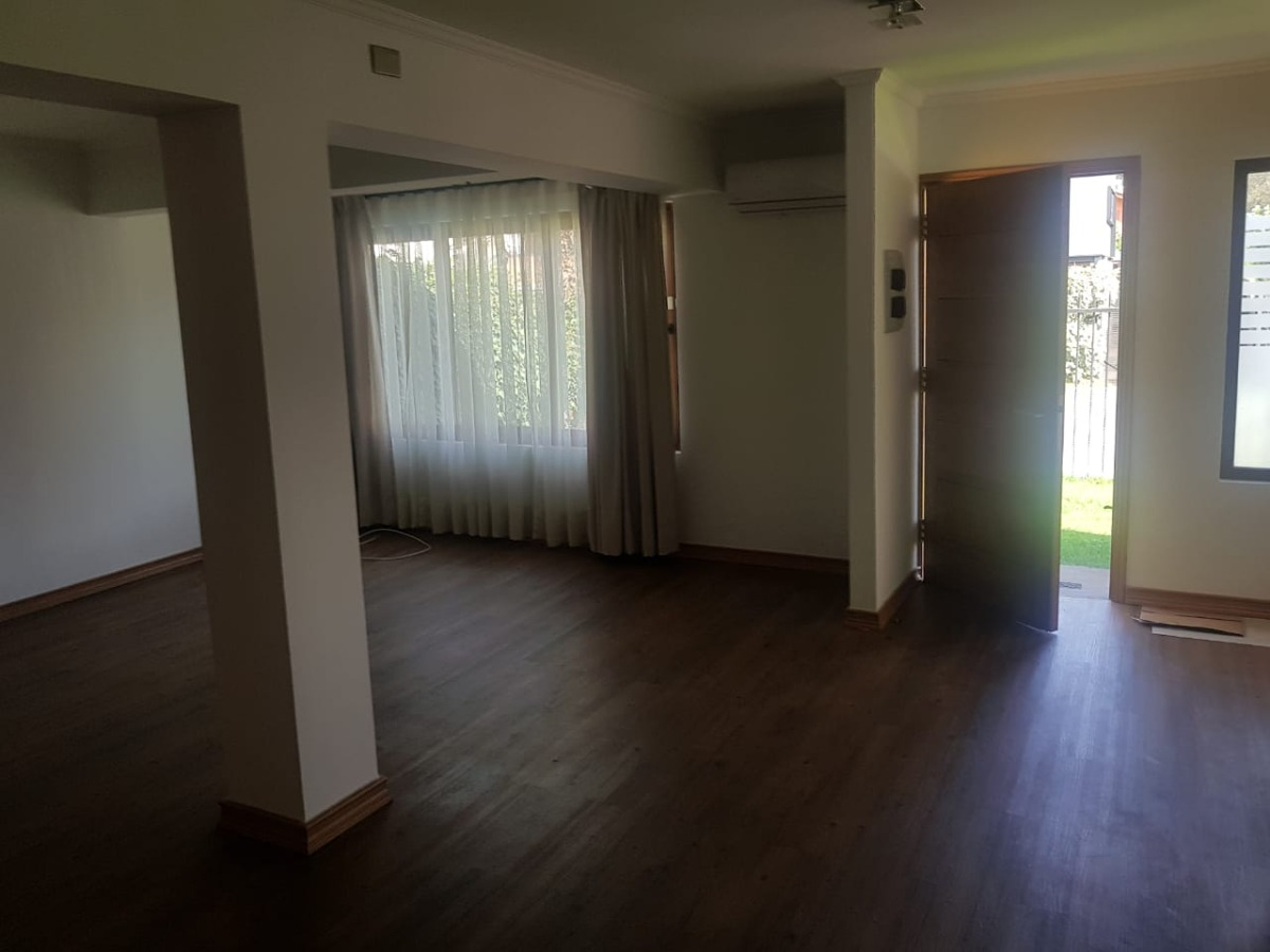Arriendo Casa 3D 2B 2E 1B Villa El Dorado - Vitacura