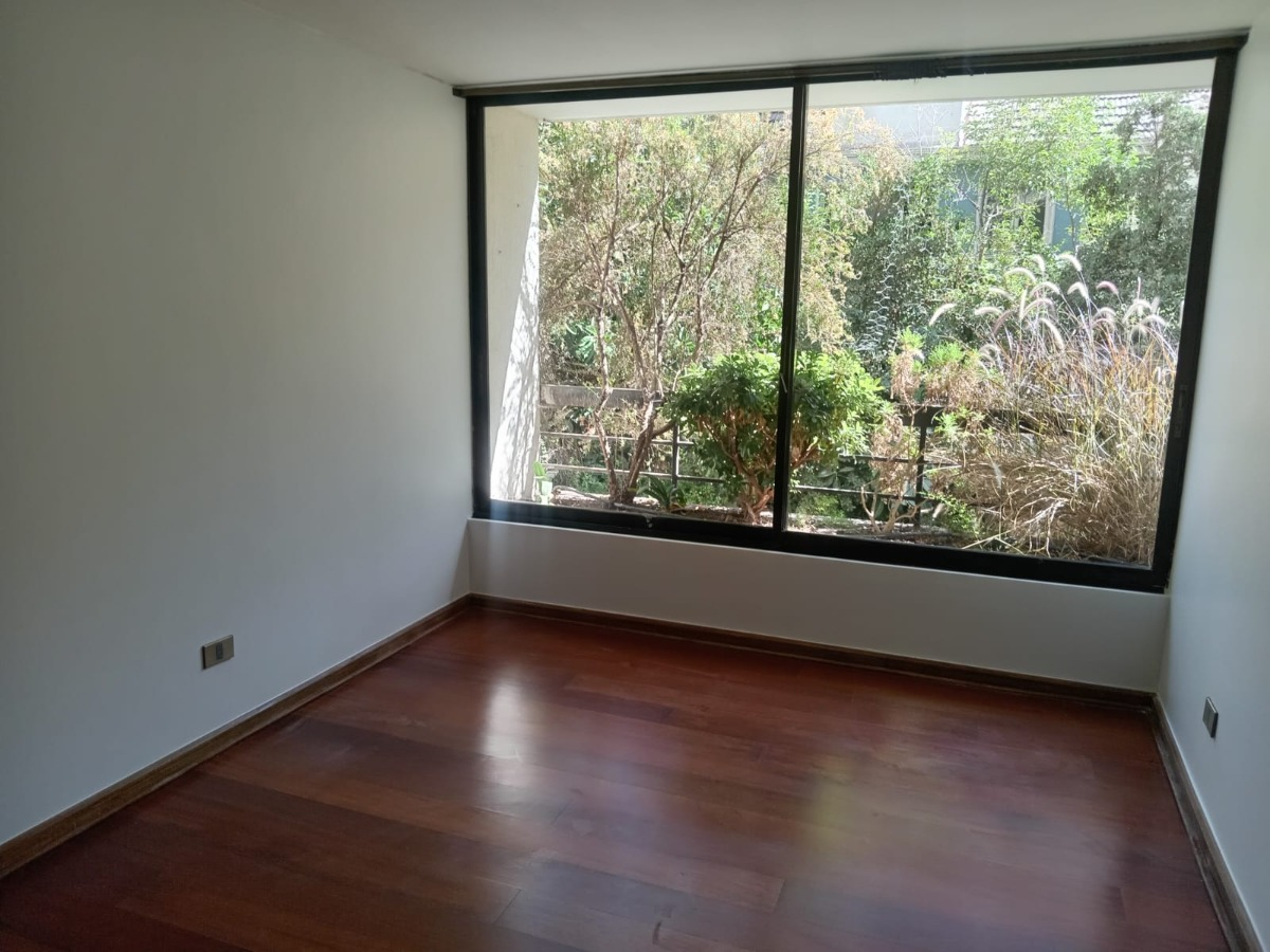 Arriendo Departamento SO 4D en suite 2B 2E 1Bd Barrio El Golf - Las Condes