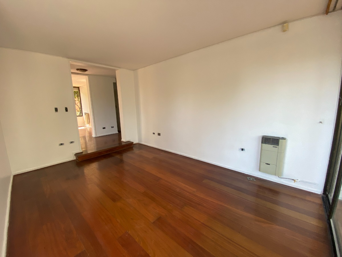 Arriendo Casa NP 3D en suite 4B 2E Metro Pr&iacute;ncipe de Gales - Country Club - La Reina